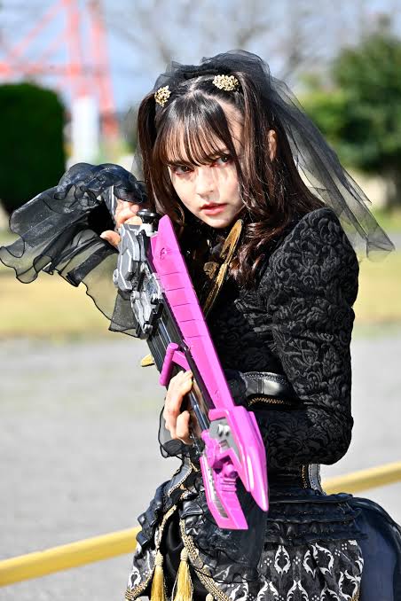 Lachesis (Kamen Rider Gotchard)