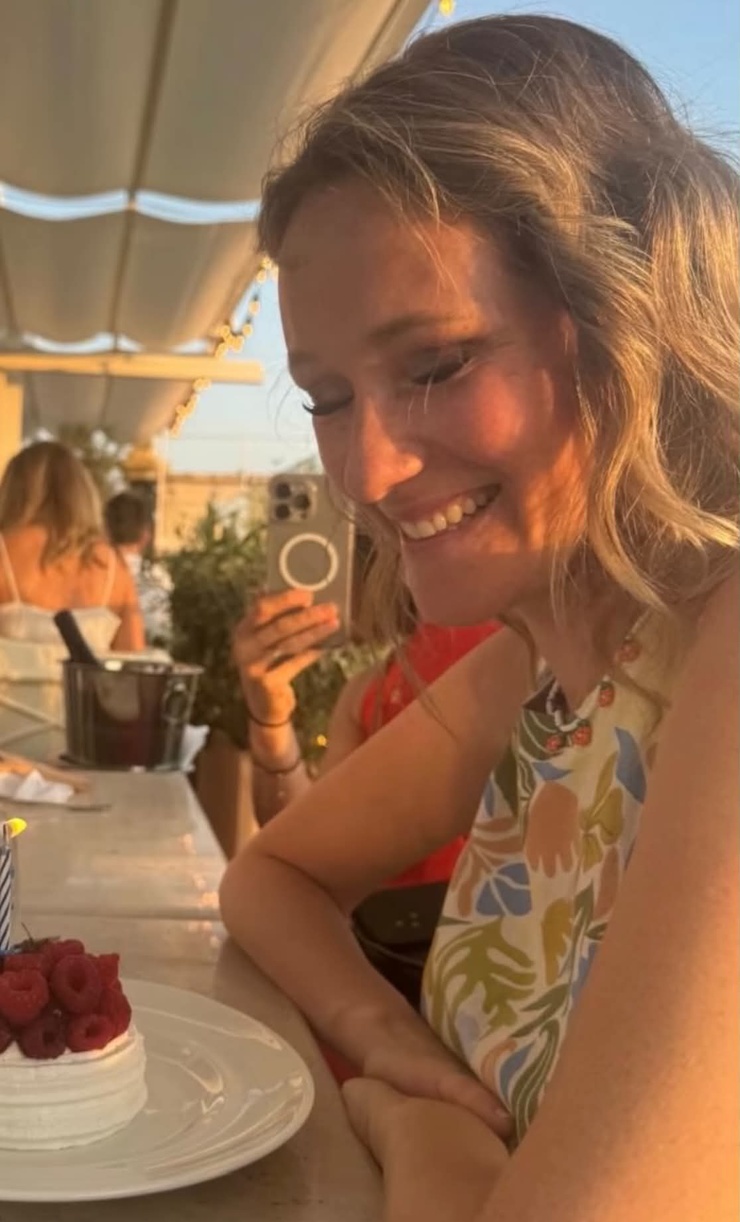 JULIA LIVAGE