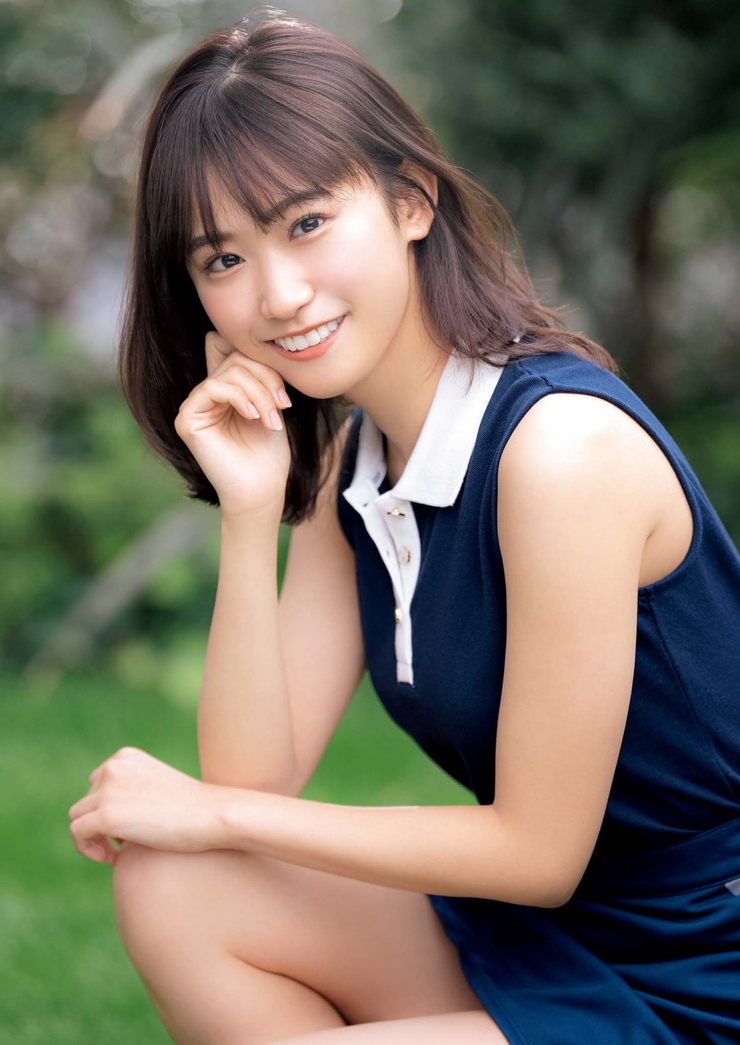 Mine Momoka