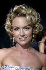 Kelly Carlson
