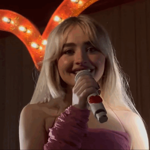Sabrina Carpenter