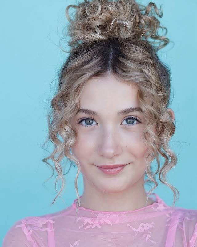 Penelope LeMieux