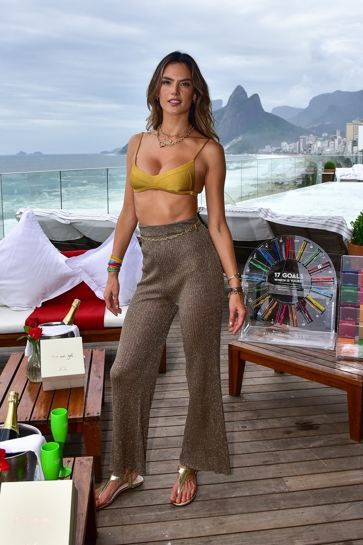 Alessandra Ambrosio Alessandra Ambrosio