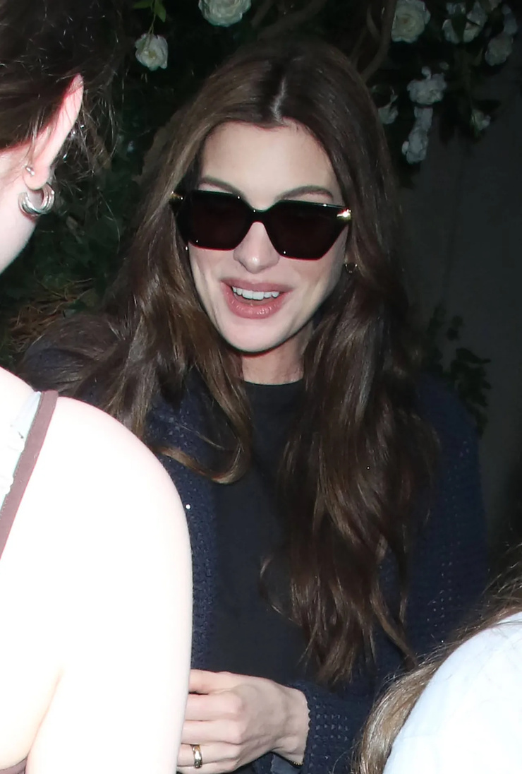 Anne Hathaway