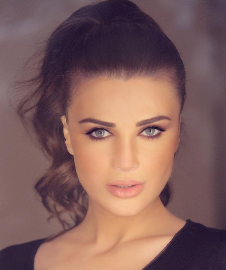 Mona Abou Hamze Mona Abou Hamze