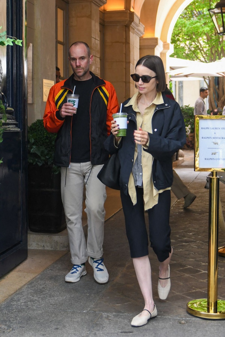 Lily Collins