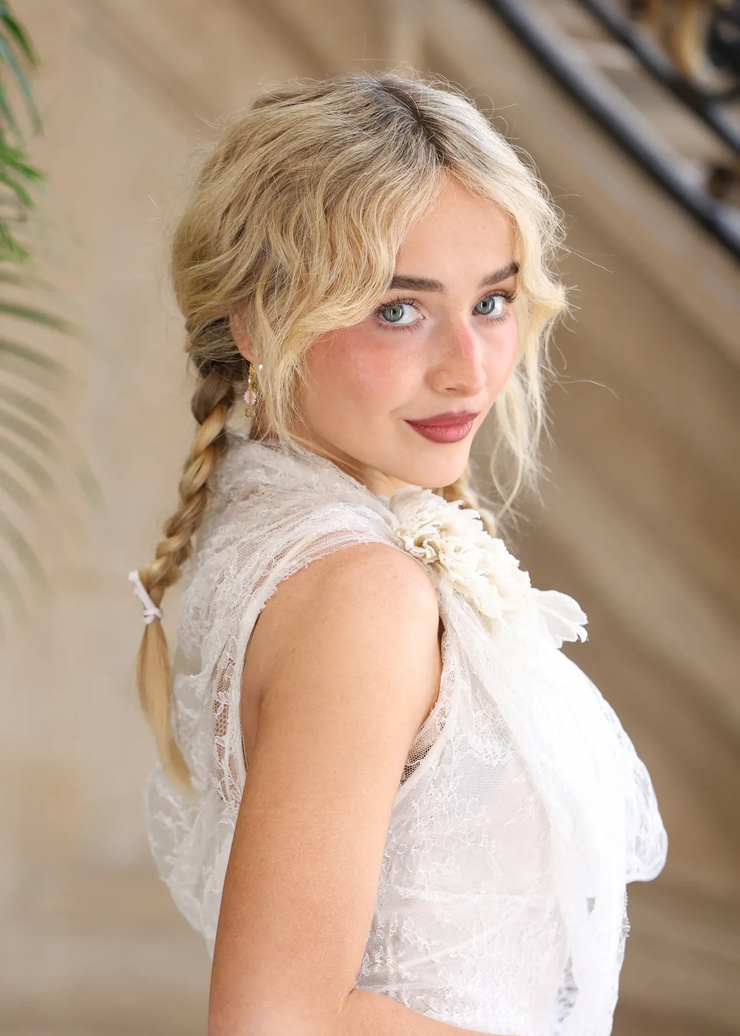 Sabrina Carpenter Sabrina Carpenter