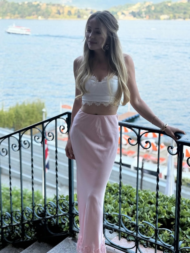 Anna Radzinskaya
