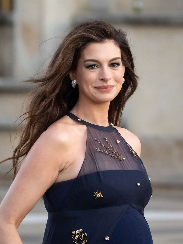 Anne Hathaway