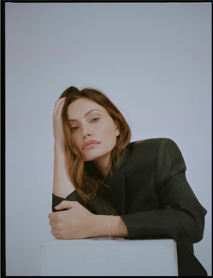 Phoebe Tonkin