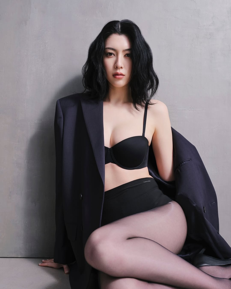 Ayaka Miyoshi Ayaka Miyoshi