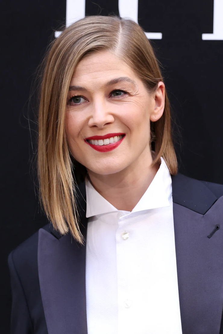 Rosamund Pike