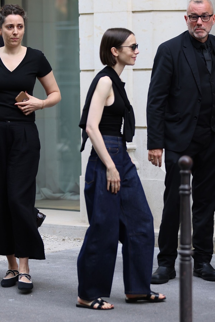 Lily Collins