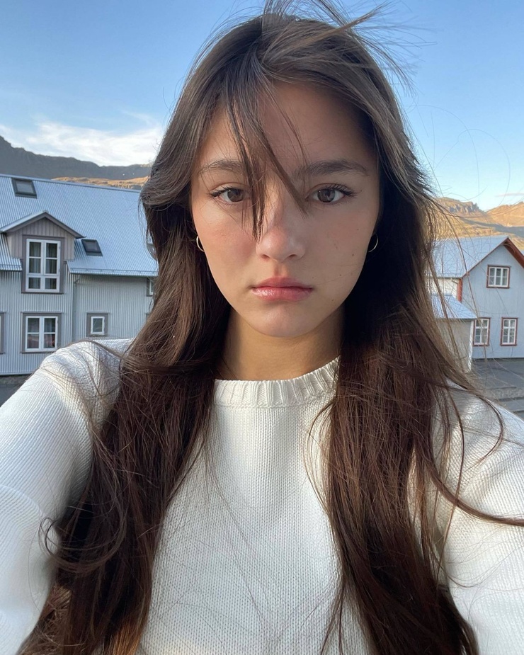Mabel Chee