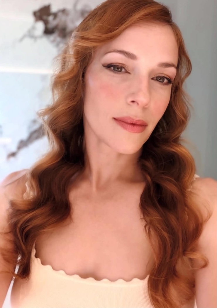 Amanda Righetti