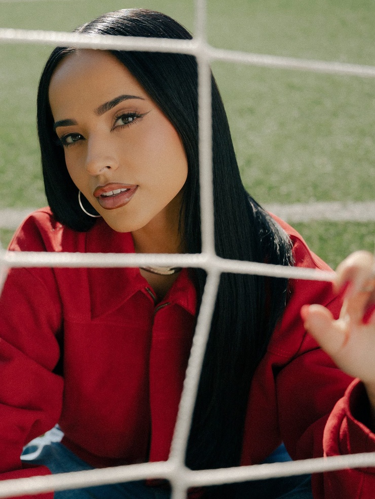 Becky G.