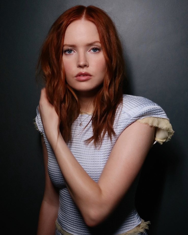 Ellie Bamber