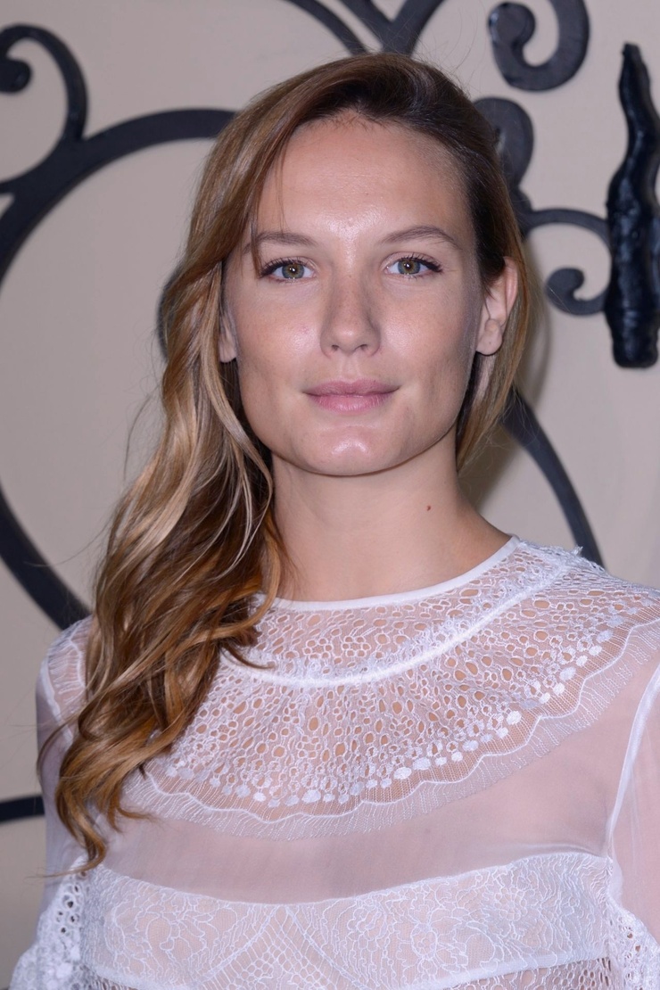 Ana Girardot