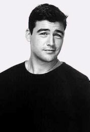 Picture of Kyle Chandler