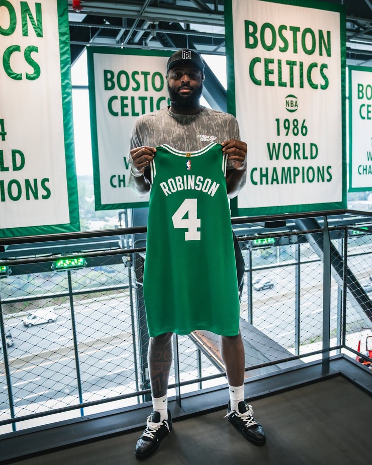 Mitchell Robinson