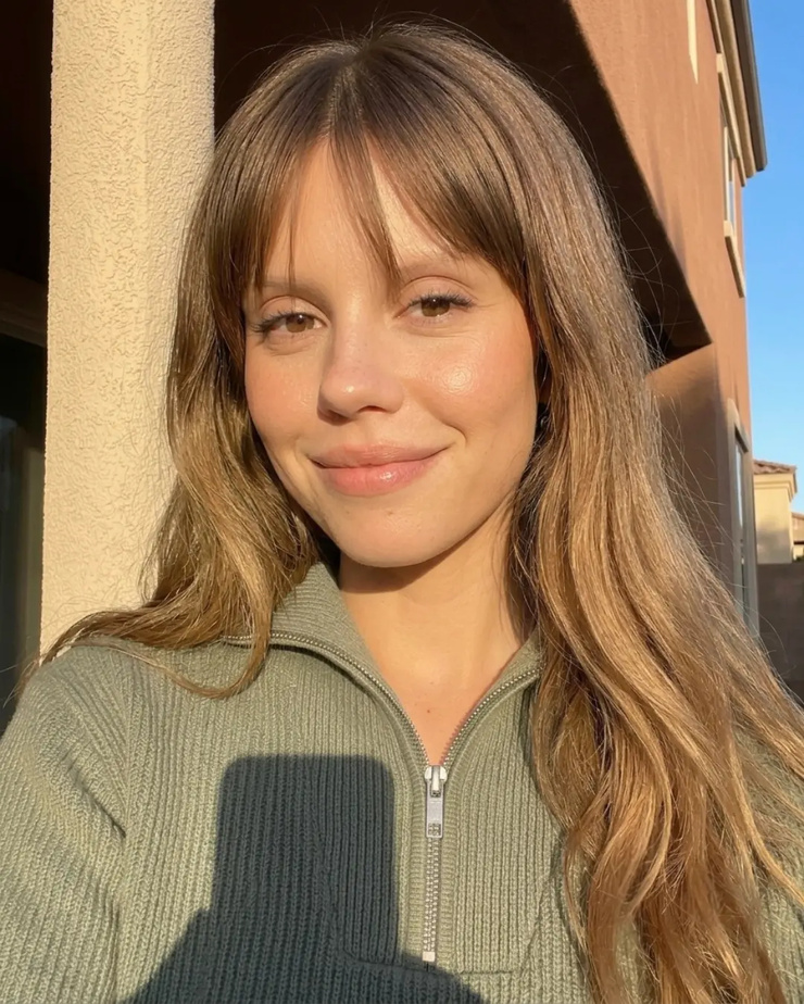 Mia Goth