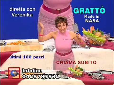 Veronica (Lucia Ocone)