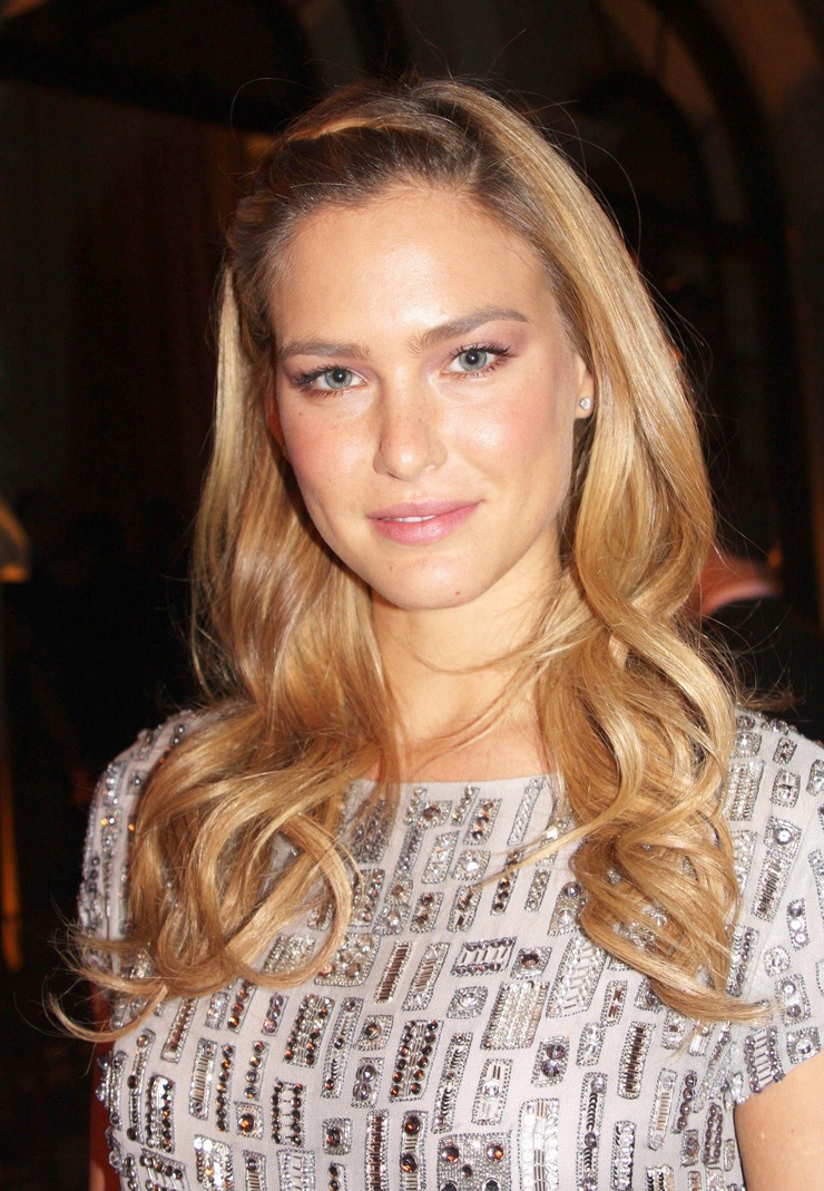 Bar Refaeli