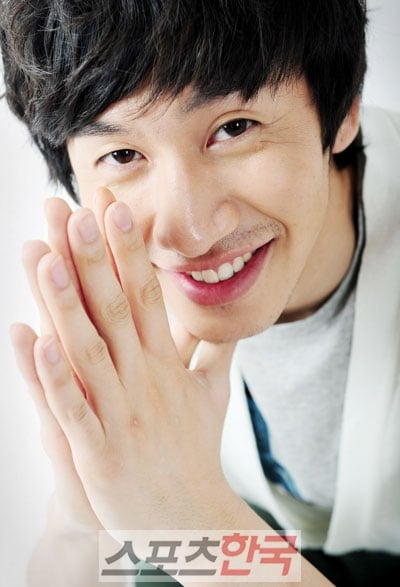 Kwang Soo Lee