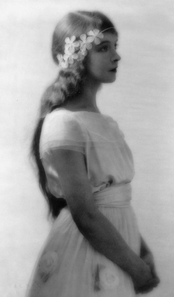 Lillian Gish