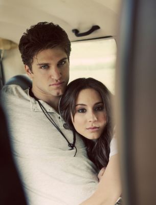 Troian Bellisario Troian Bellisario