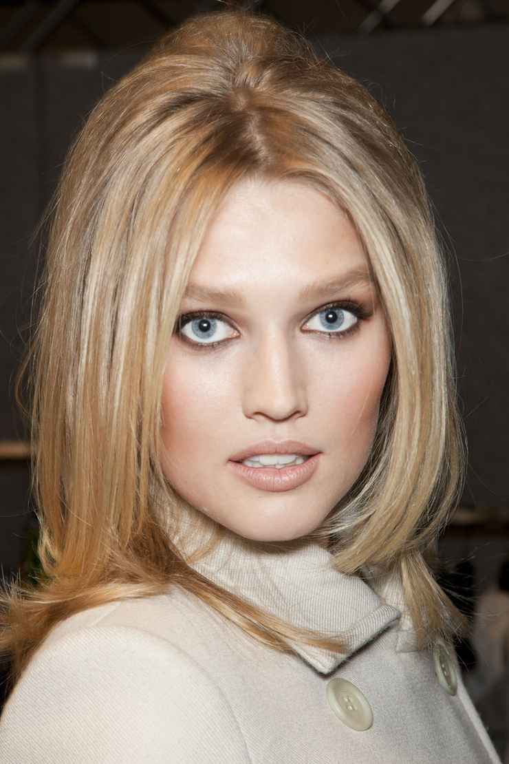 Toni Garrn Toni Garrn