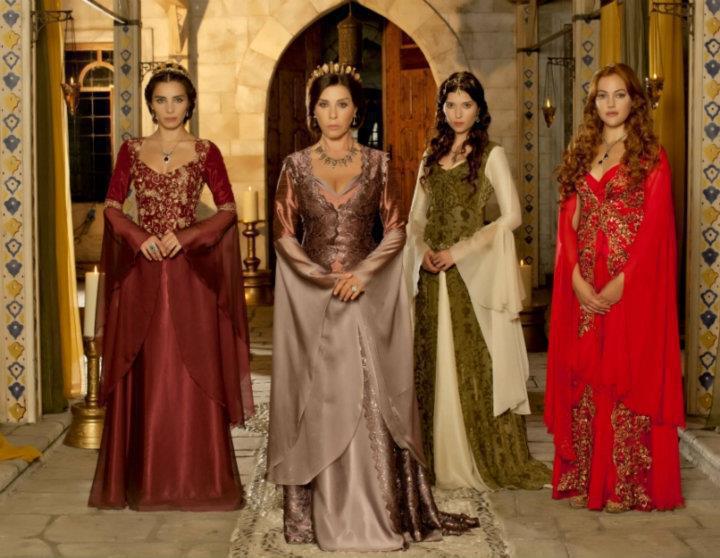 Meryem Uzerli Meryem Uzerli