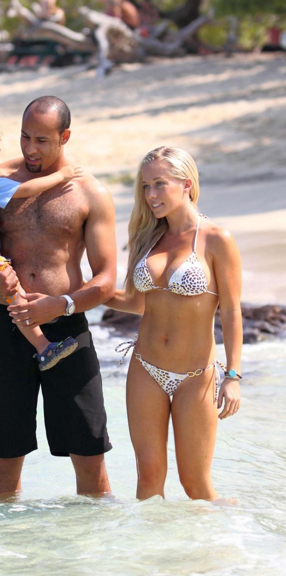 Kendra Wilkinson