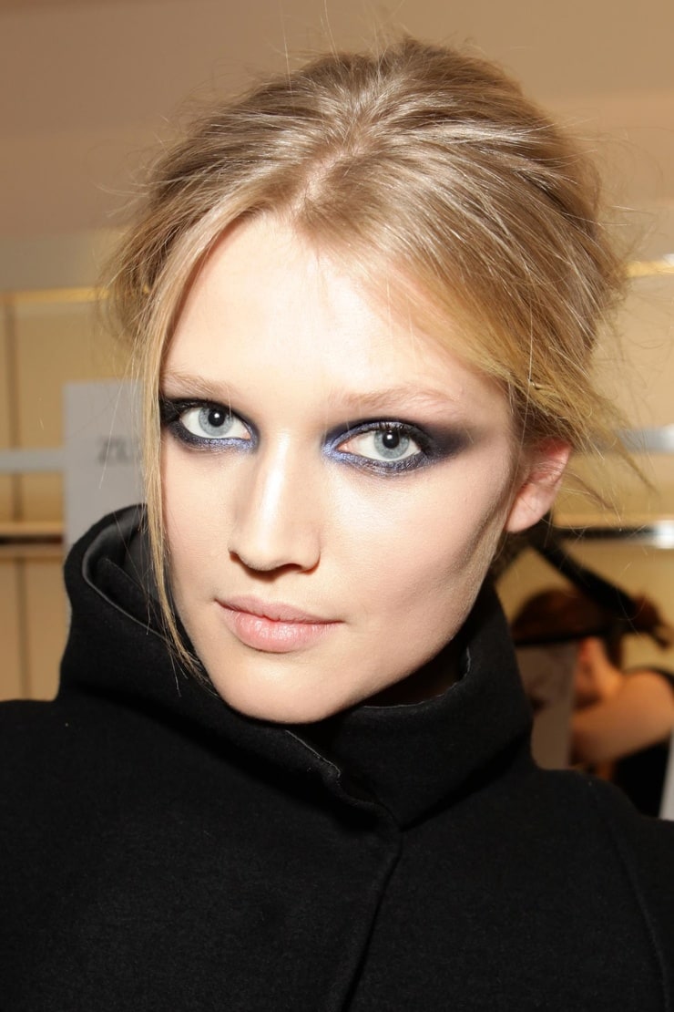 Picture of Toni Garrn