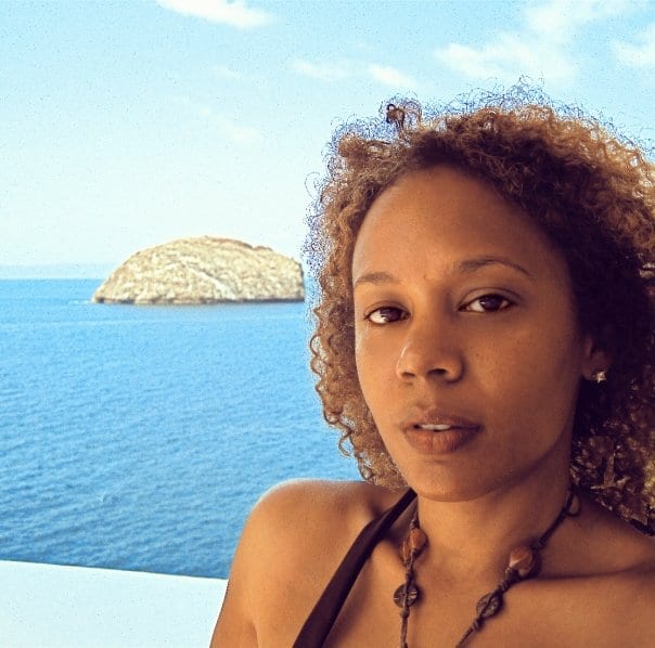 Rachel True