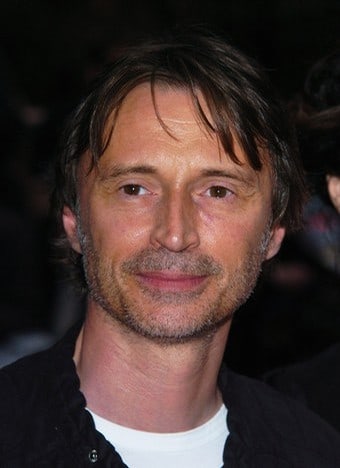 Robert Carlyle