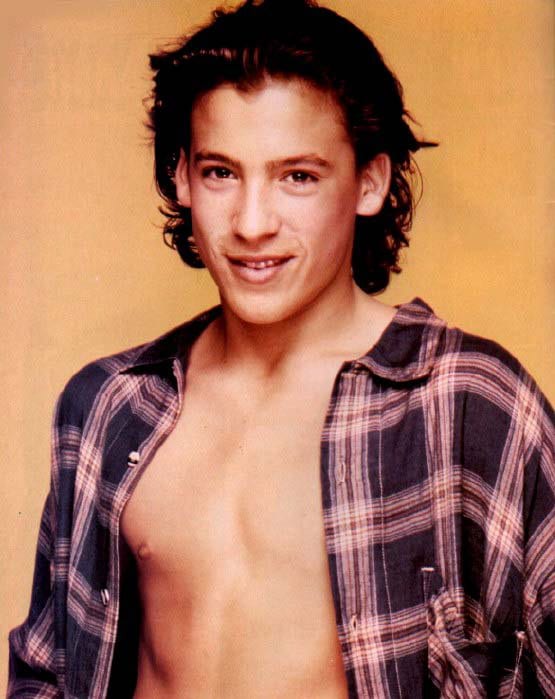 Andrew Keegan