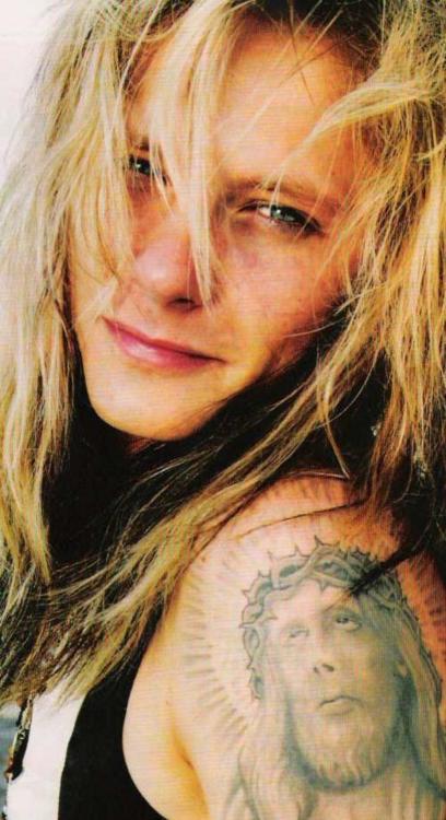 Jonne Aaron