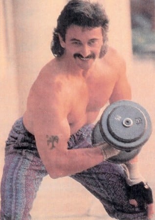 Aaron Tippin