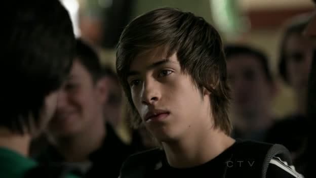 Jimmy Bennett - No Ordinary Family 1x011