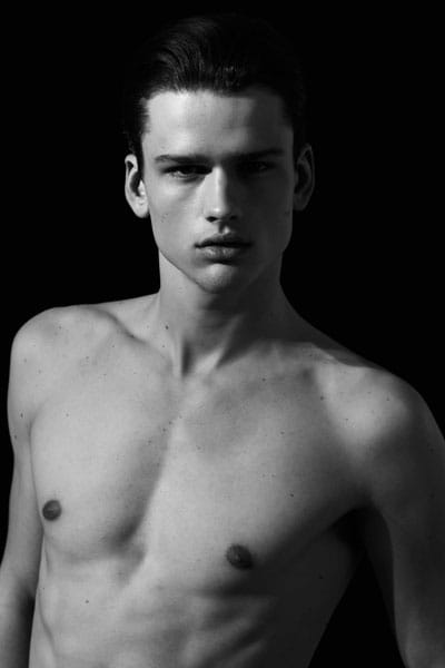 Image of Simon Nessman