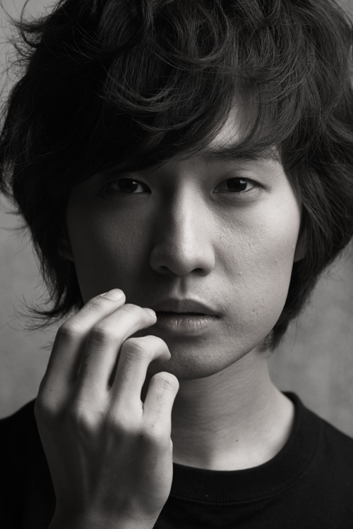 Deok-Hwan Ryu
