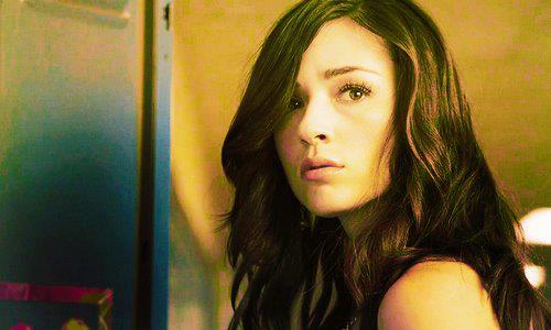 Crystal Reed image