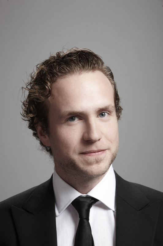 Rafe Spall