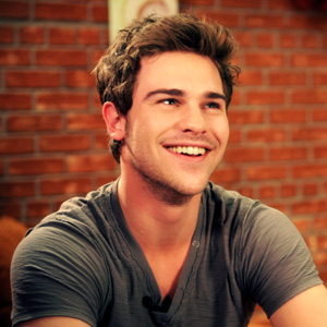 Grey Damon