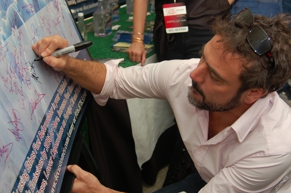 Jeffrey Dean Morgan