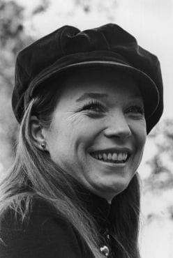 Shirley MacLaine Shirley MacLaine