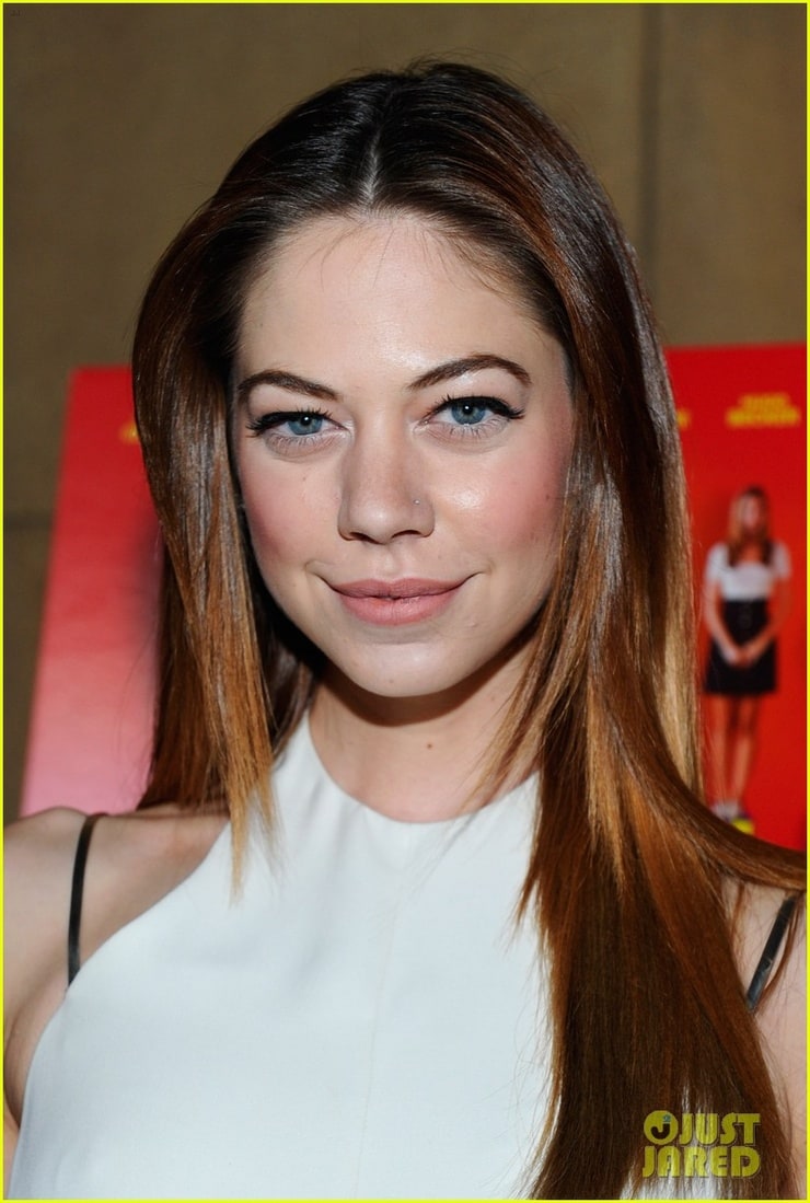 Image Of Analeigh Tipton
