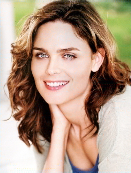 Emily Deschanel