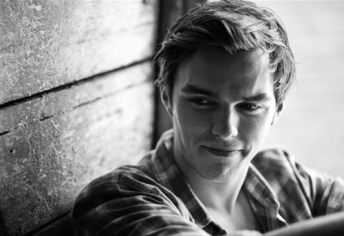 Nicholas Hoult